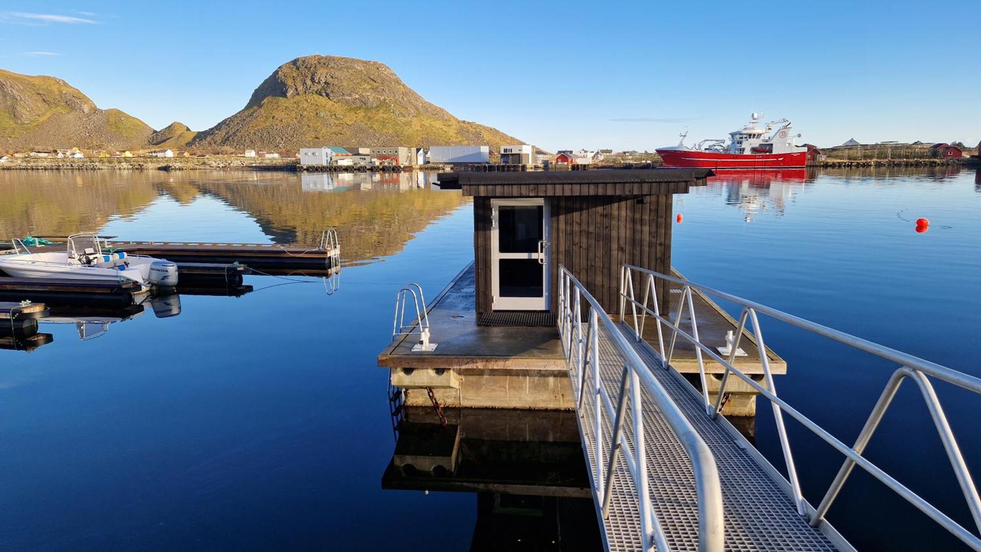 Bensvik Brygge Apartment Vaeroy ภายนอก รูปภาพ